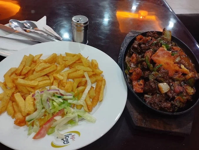 Top Rise fries and sizzling meat