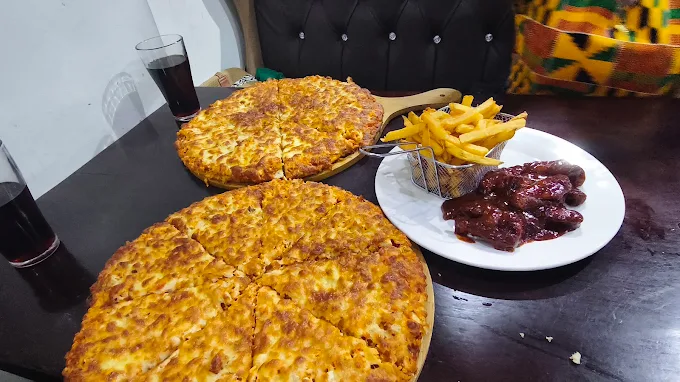 Top Rise pizza and wings