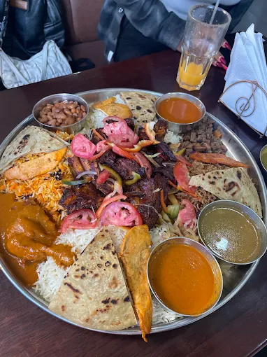 Top Rise sharing platter